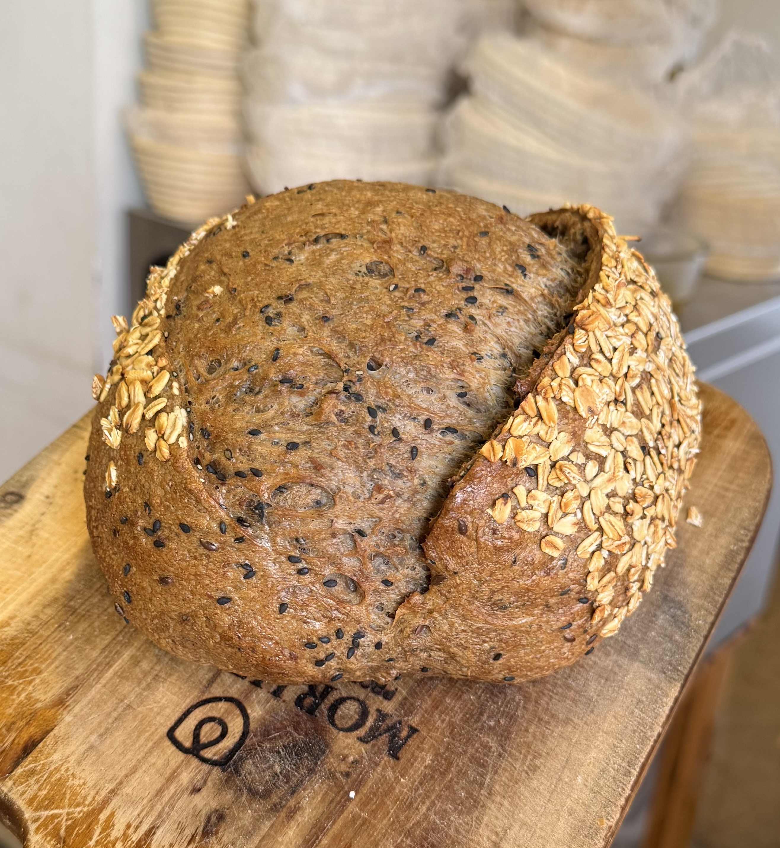 Đen Truyền Thống - Dark Rye Sourdough 