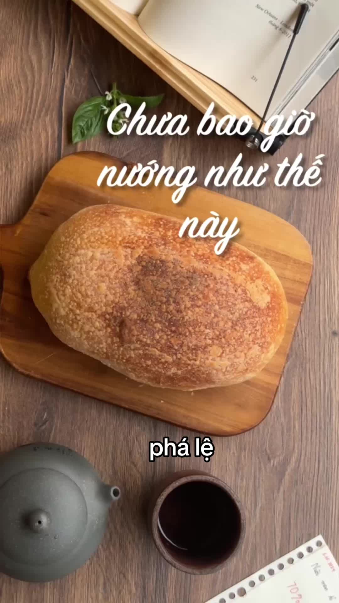 Nướng mà không rạch bánh sẽ như thế nào?! Bánh chảy bè ra là kết cấu yếu rồi, rạch ra bánh càng xấu,...
